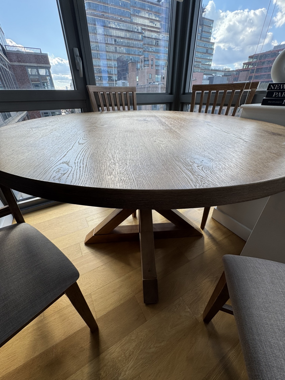 Dining Set Round Wood Dining Table and 4 Chairs