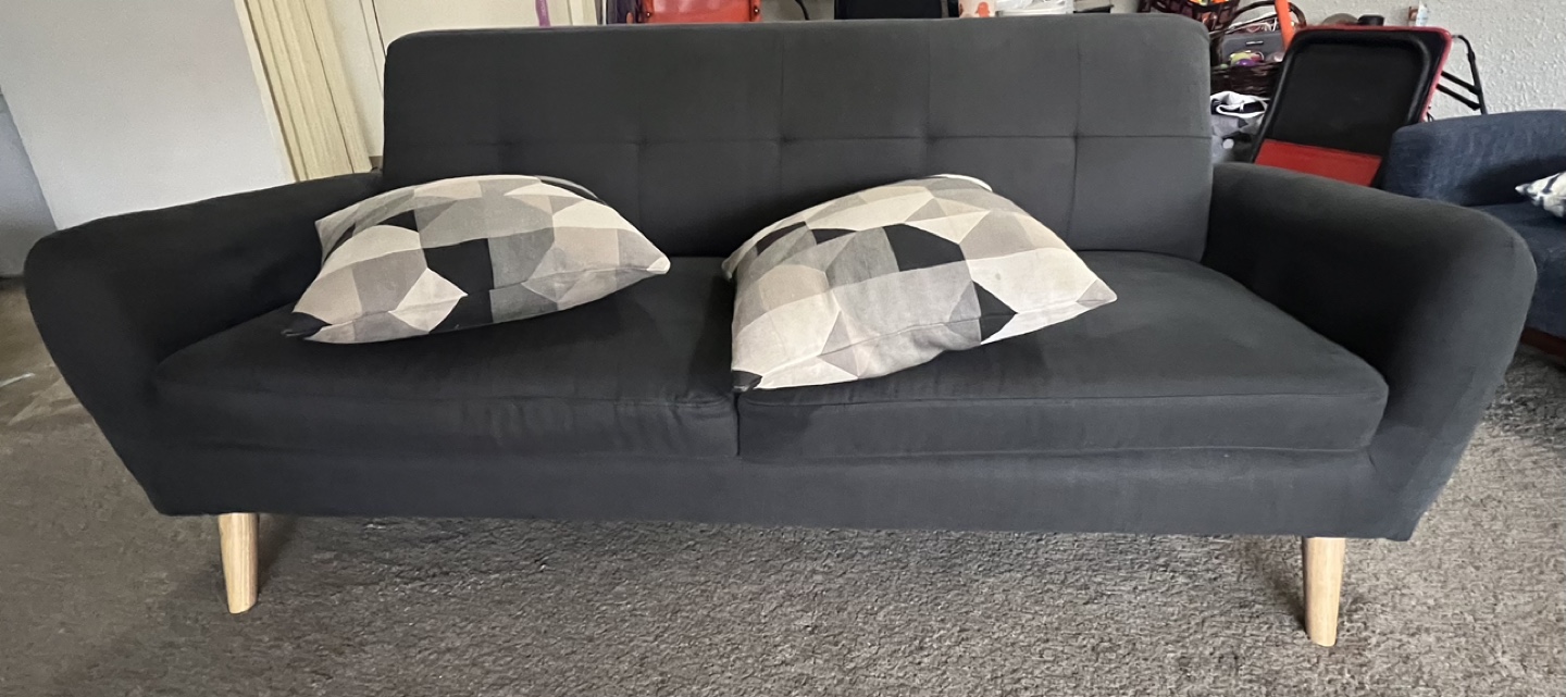 Tufted 3-seater sofa