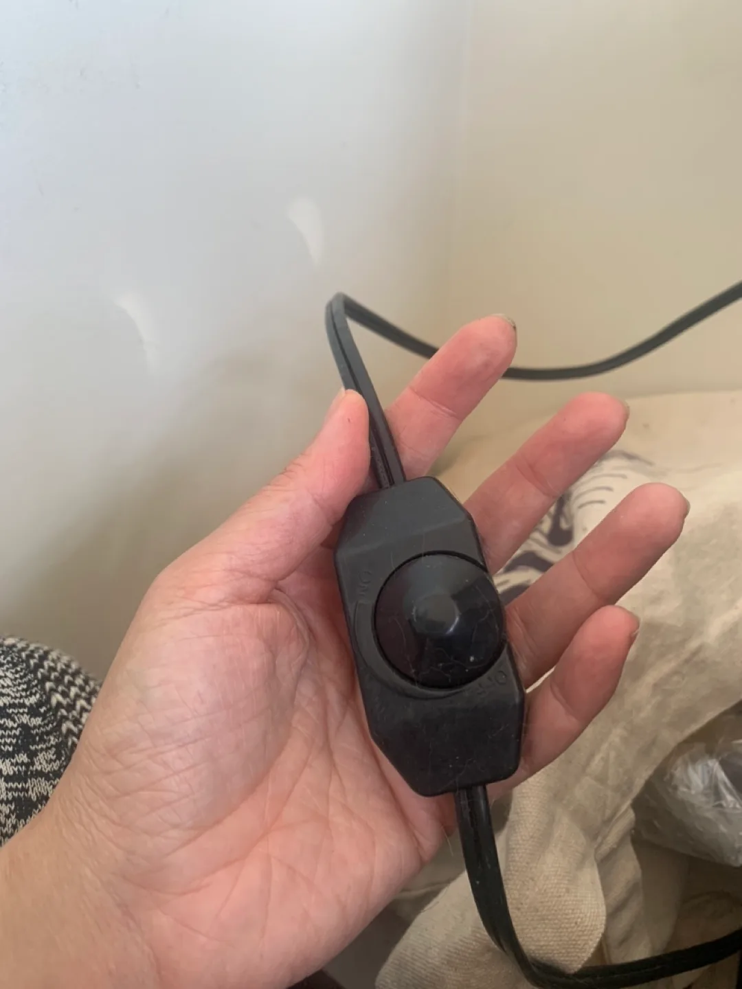 Himalayan Pink Salt Lamp with dimmer switch image indicator(5)