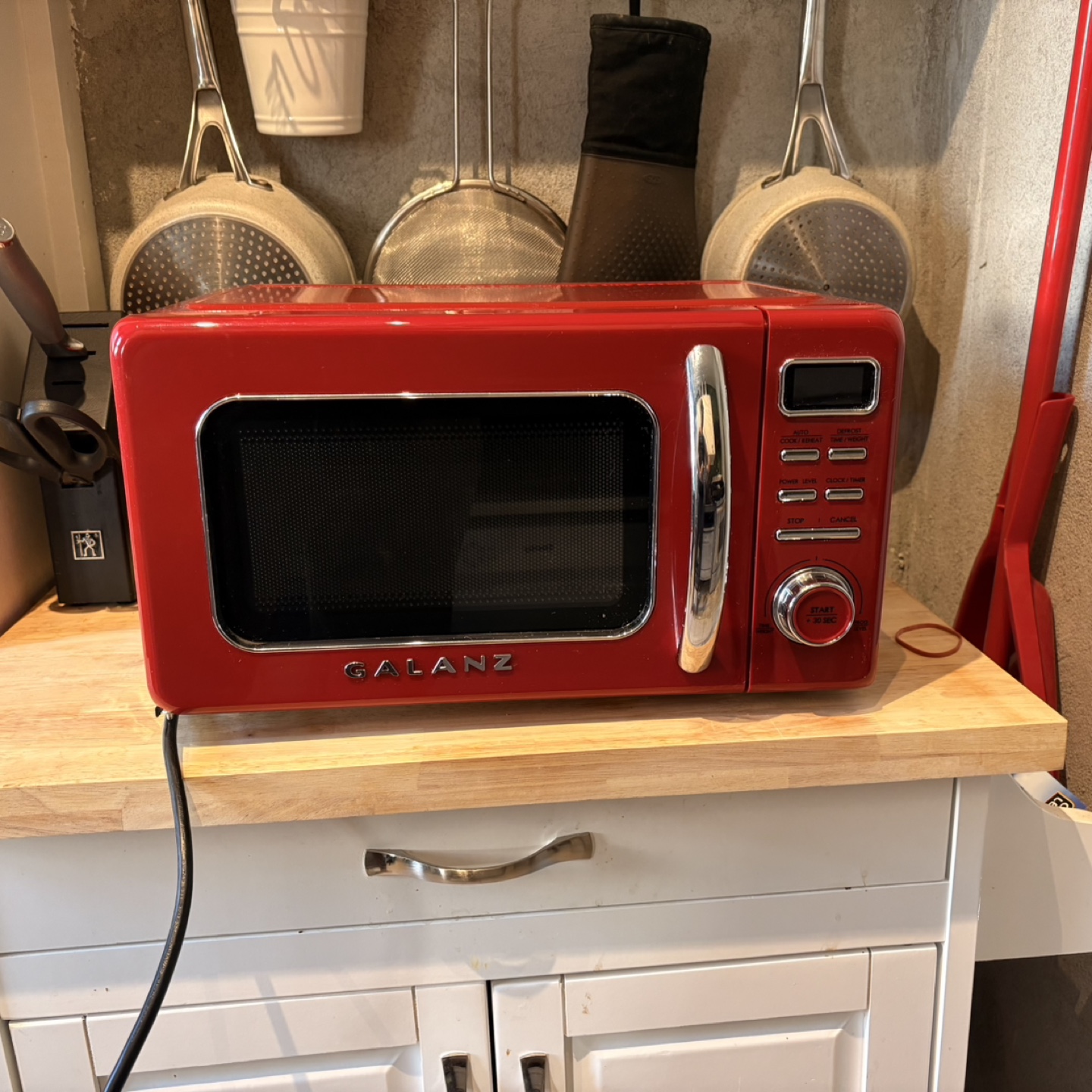 Galanz Microwave - photo 2