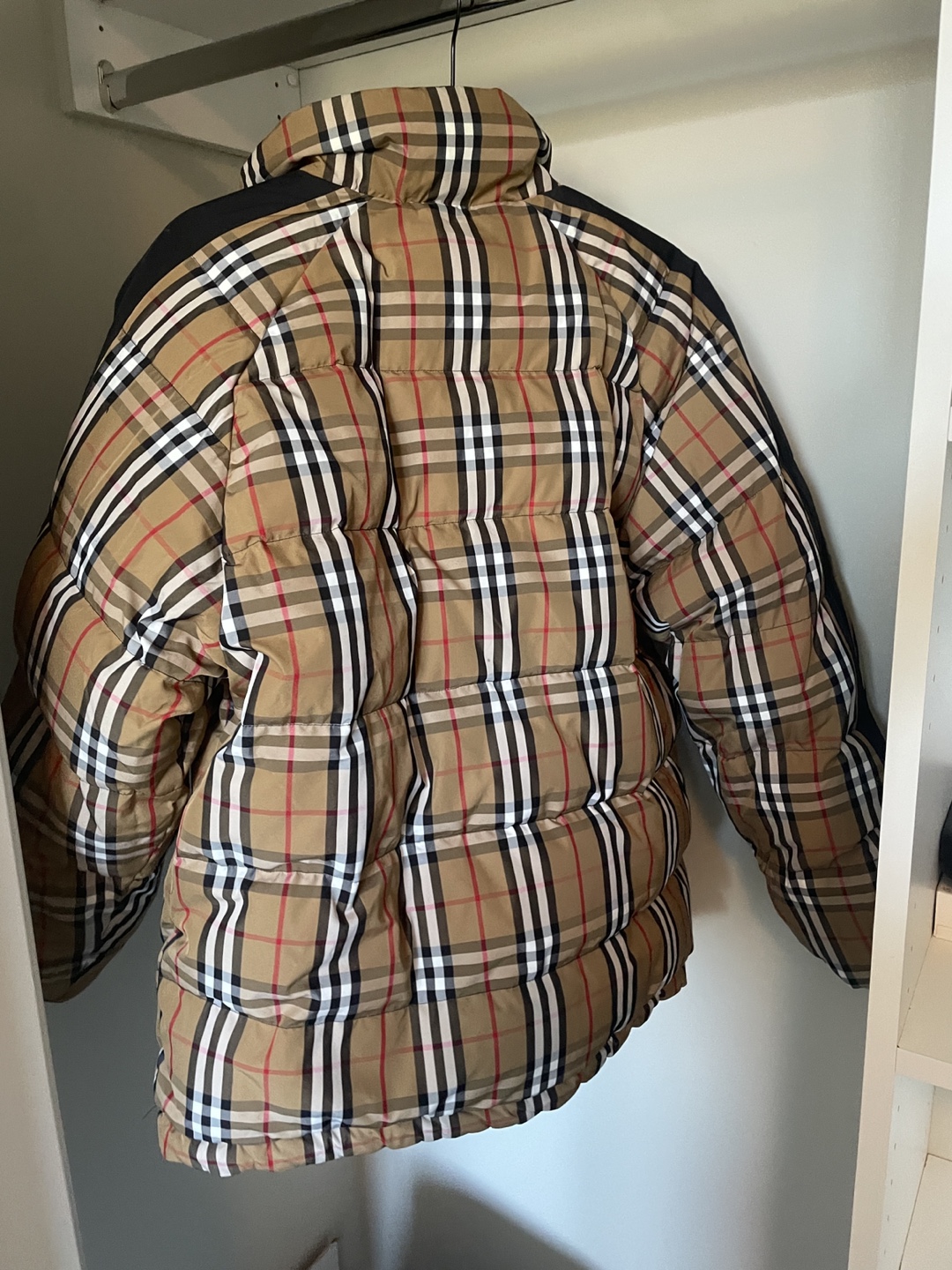 Burberry Reversible Puffer Jacket - photo 4