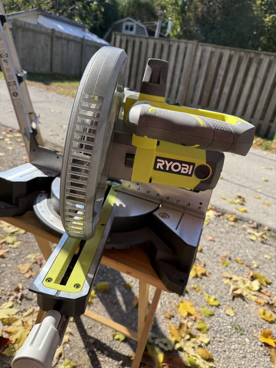 Ryobi 10-Inch Miter Saw - photo 4