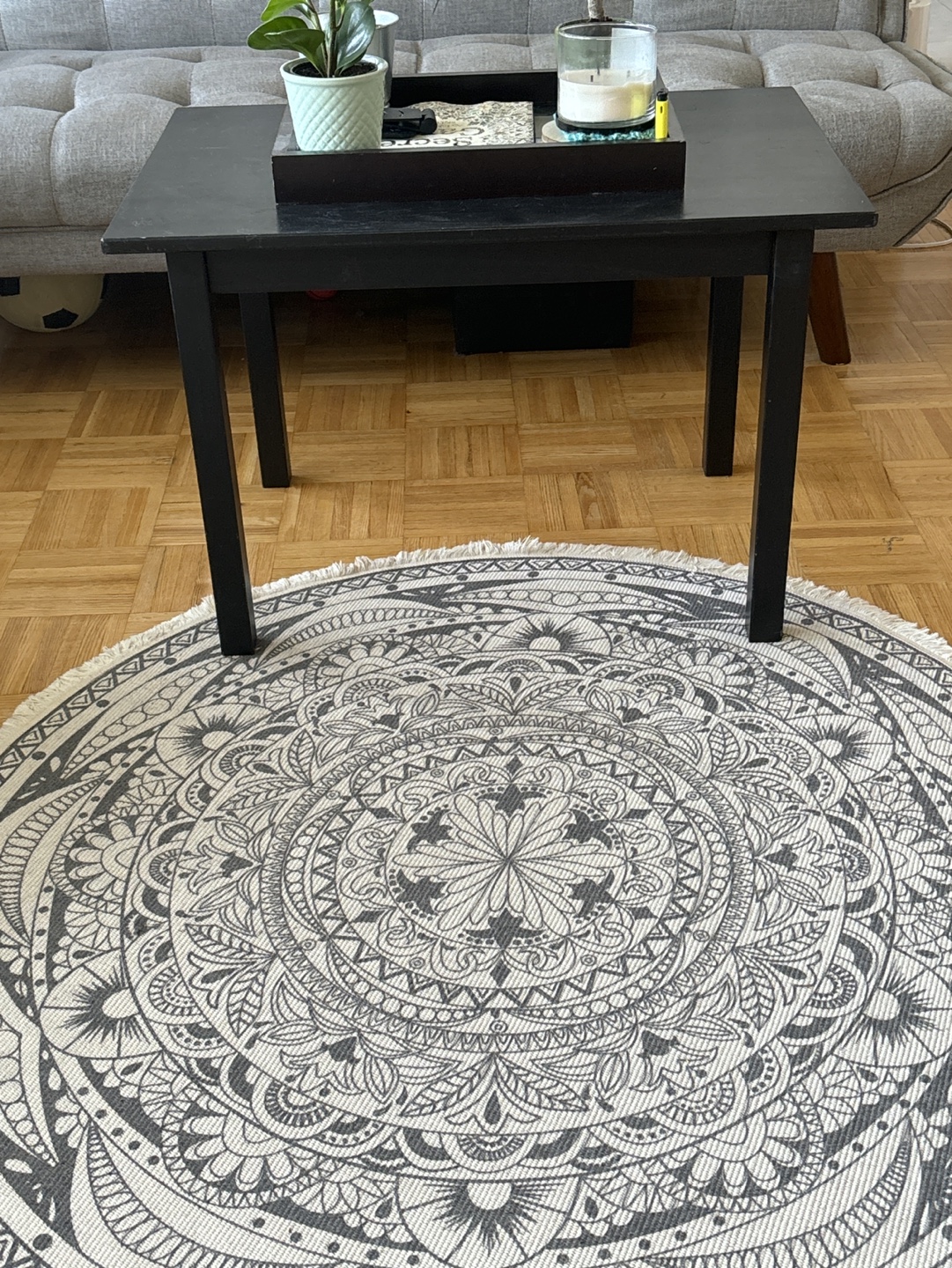 Round Mandala Rug - photo 3