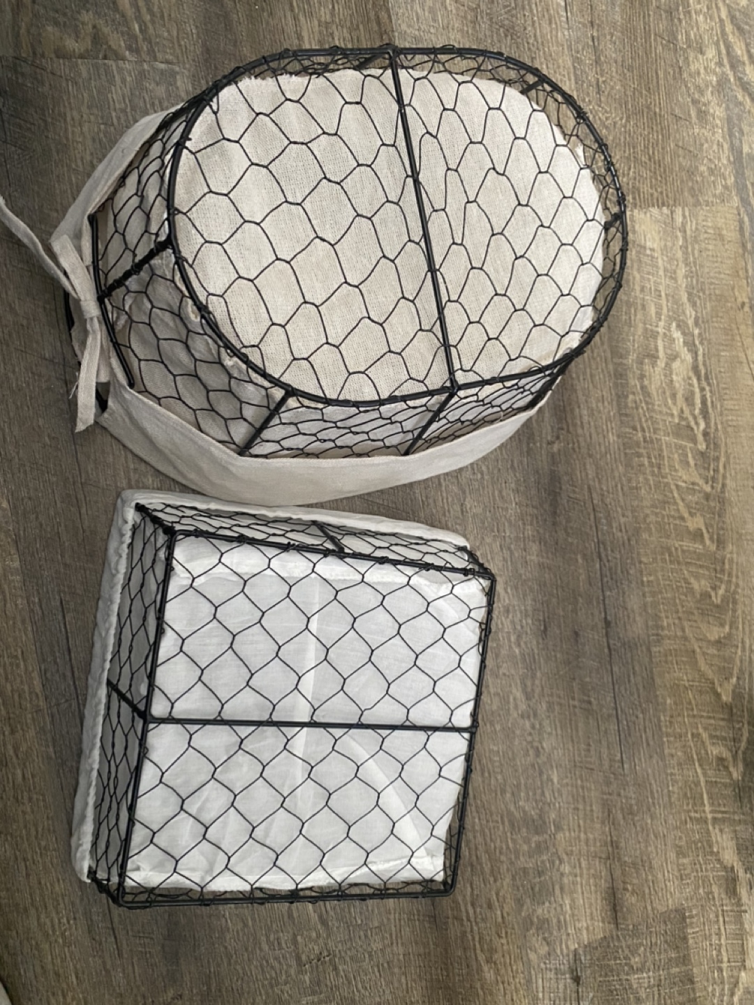 Set of 2 Wire Baskets with Fabric Liners