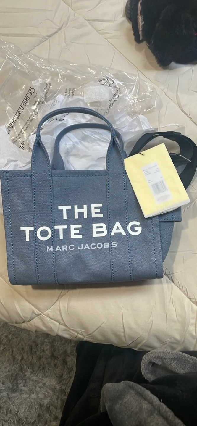 Marc Jacobs The Tote Bag thumbnail