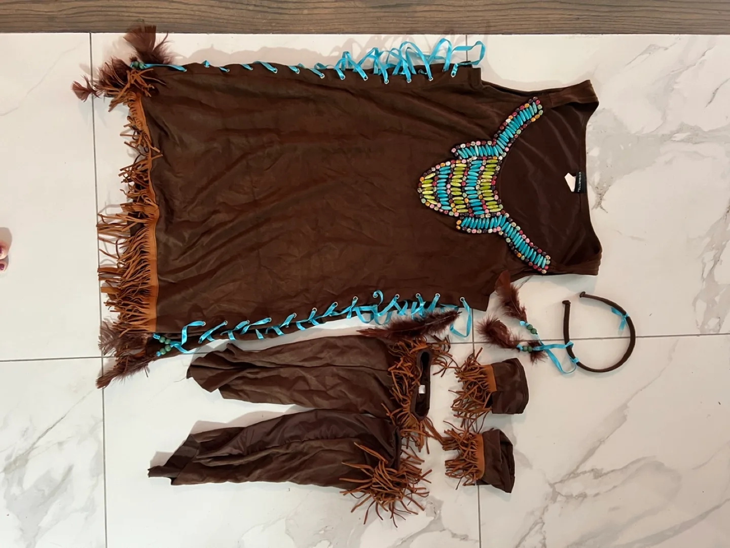 Masquerade Coquette adult Indian Costume image indicator(3)