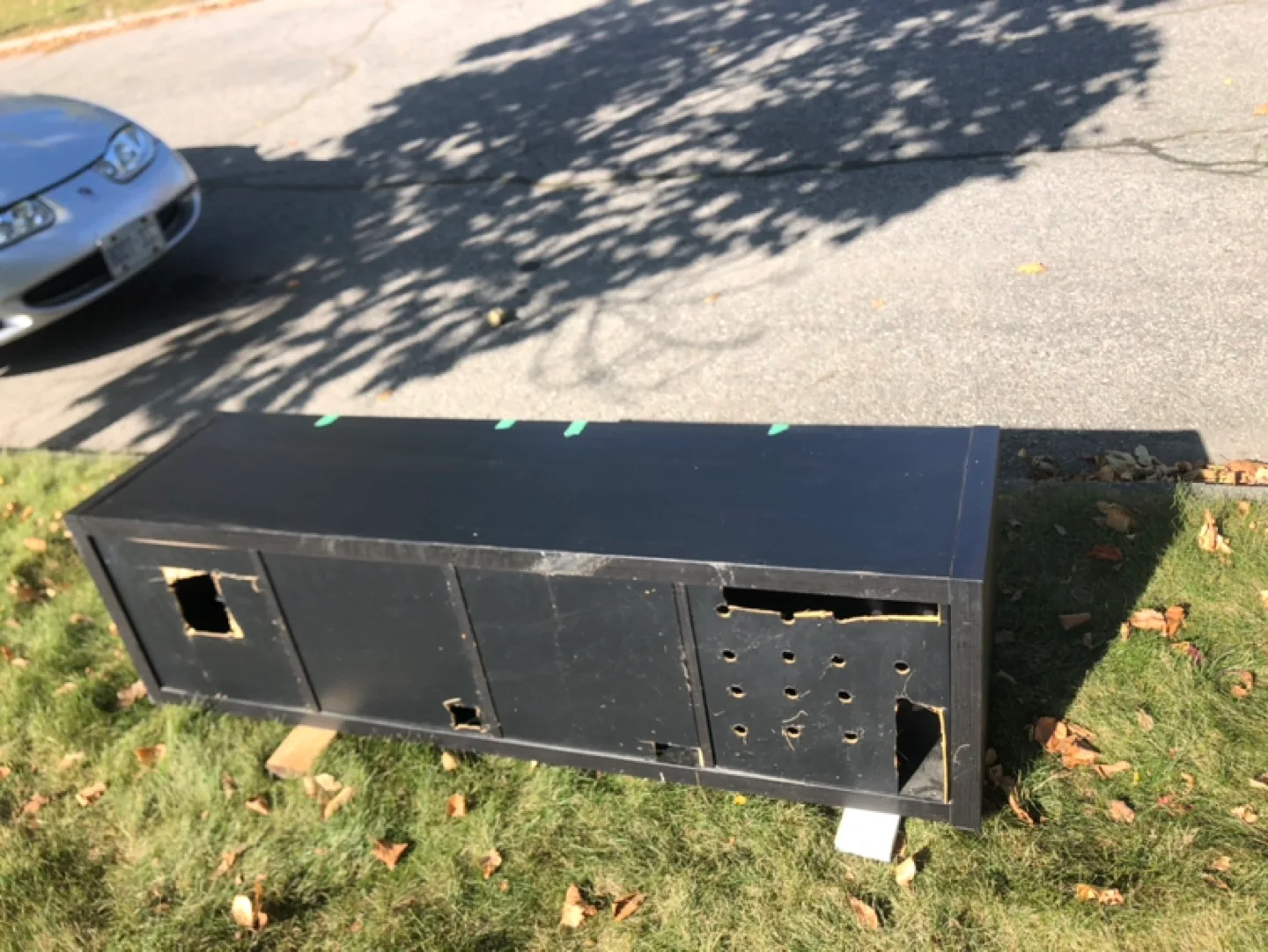 Free IKEA kallax 4 Door Cabinet image indicator(5)