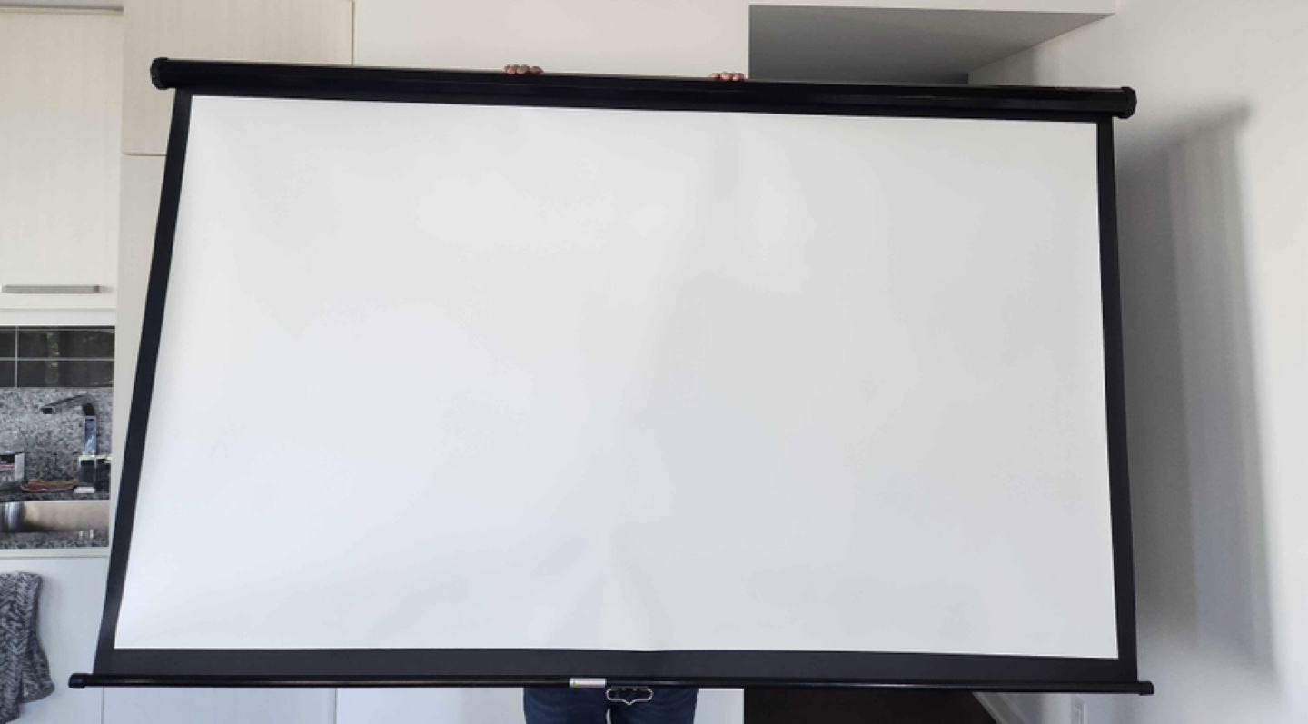 Projector Screen