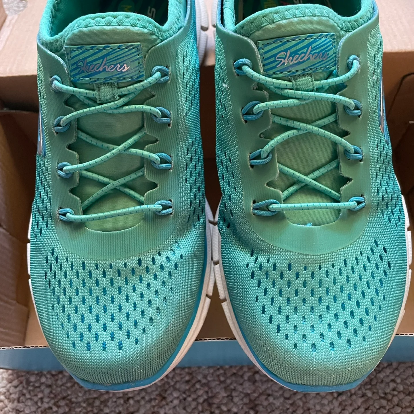 Skechers Women's  Stretch-Fit Sneakers image indicator(5)