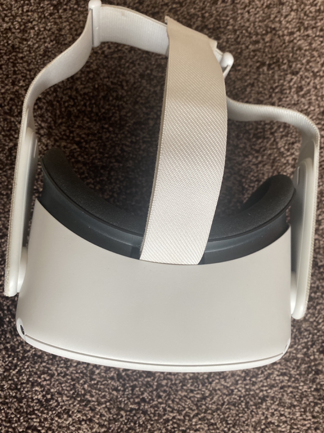 Meta Quest 2 VR Headset - photo 3