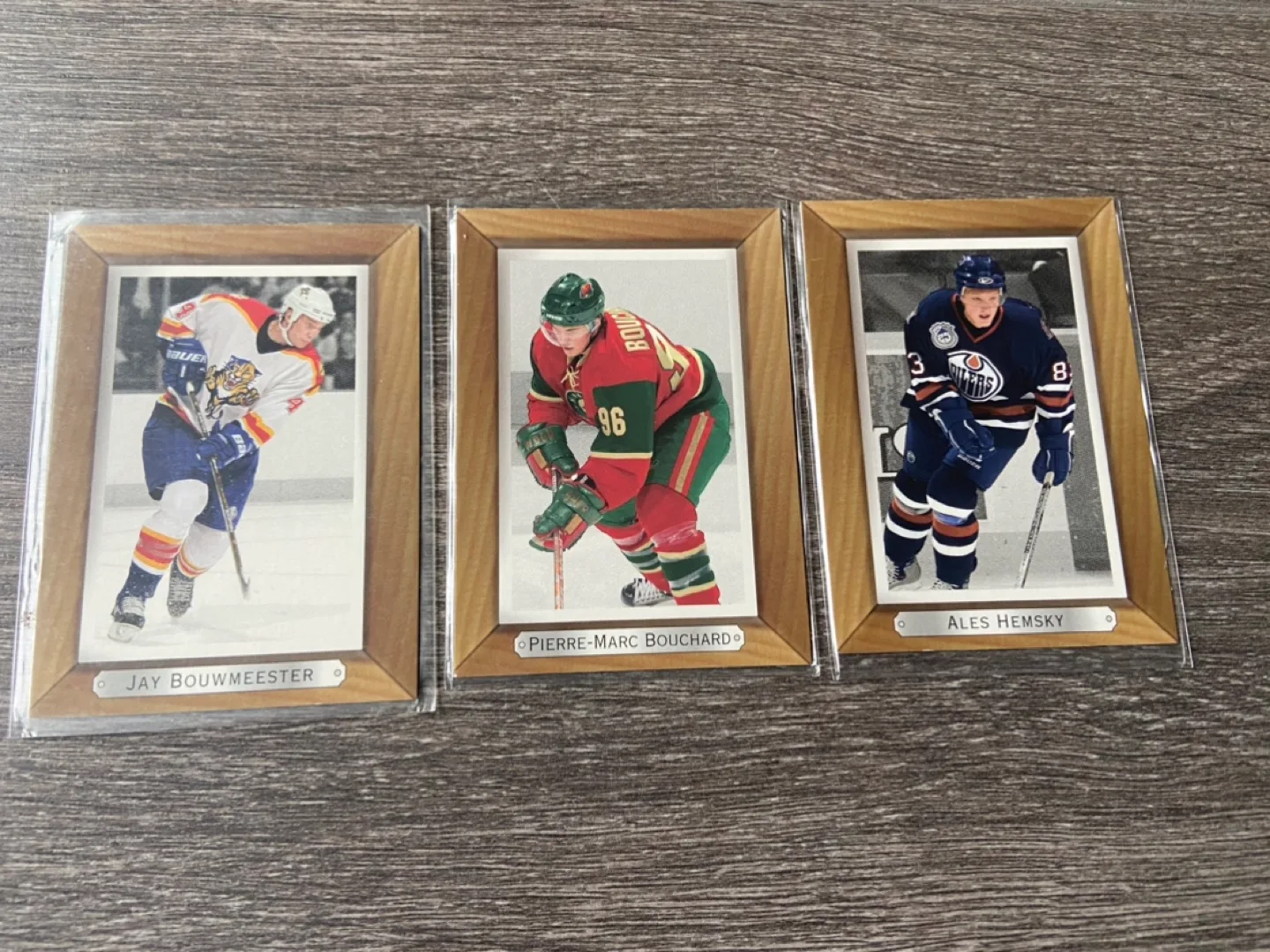 Vintage Hockey Card Lot- Over 100 Cards! And more! image indicator(6)
