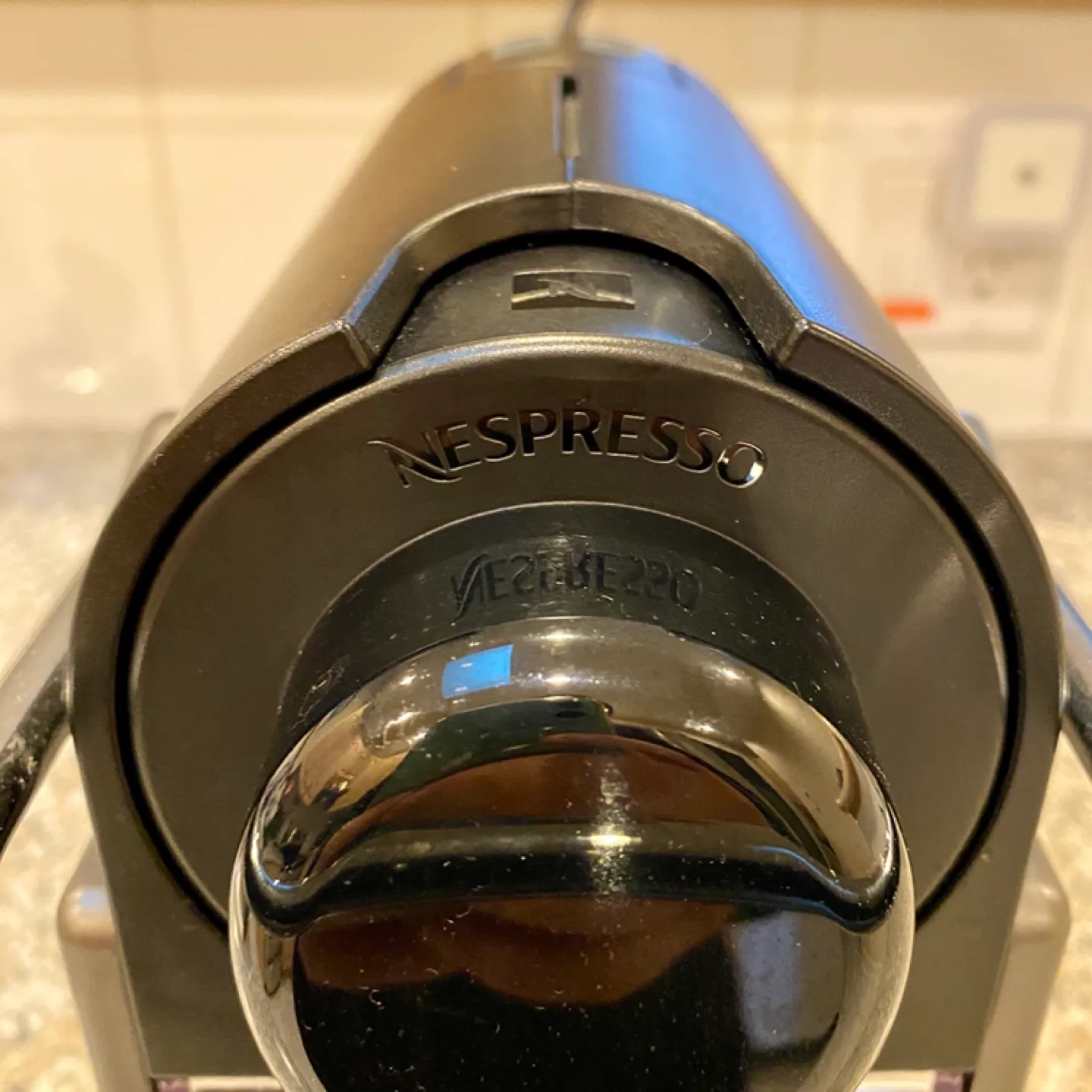 Nespresso Pixie Coffee Machine image indicator(5)