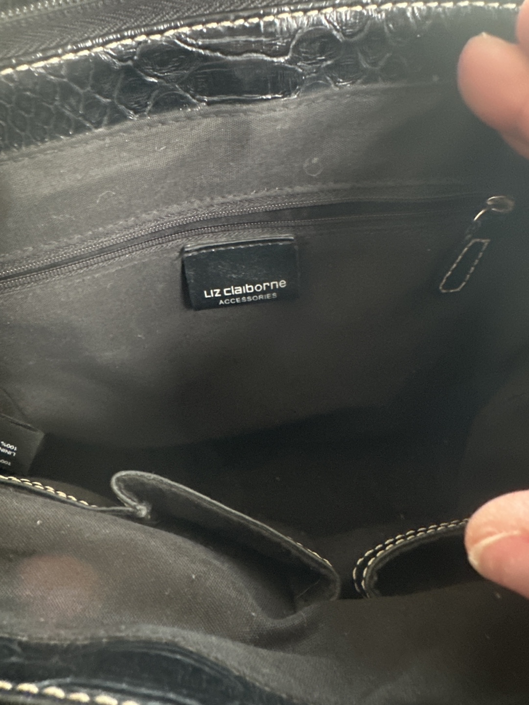 Liz Claiborne Black Leather Handbag - photo 2