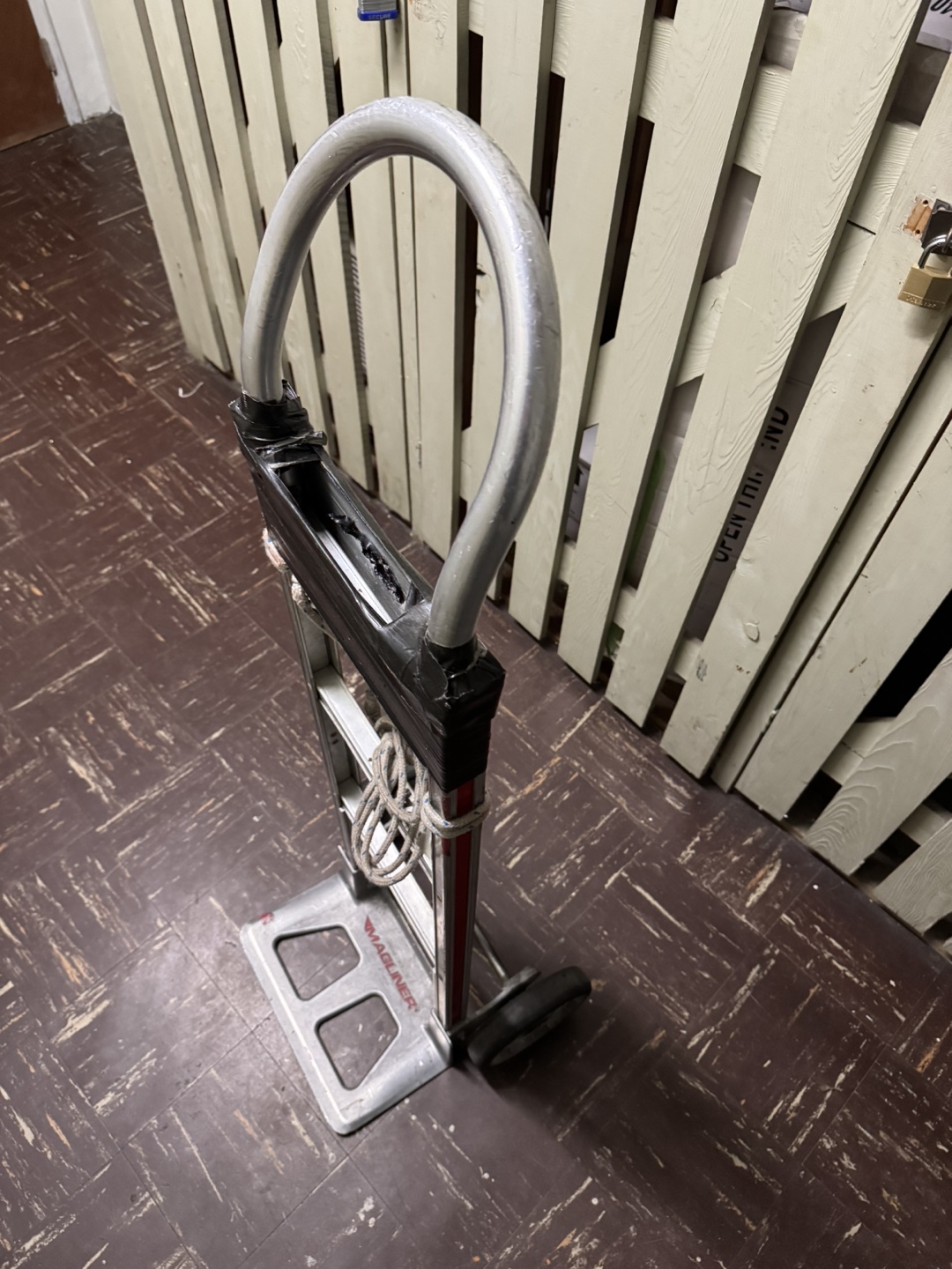 Magliner Hand Truck - photo 3