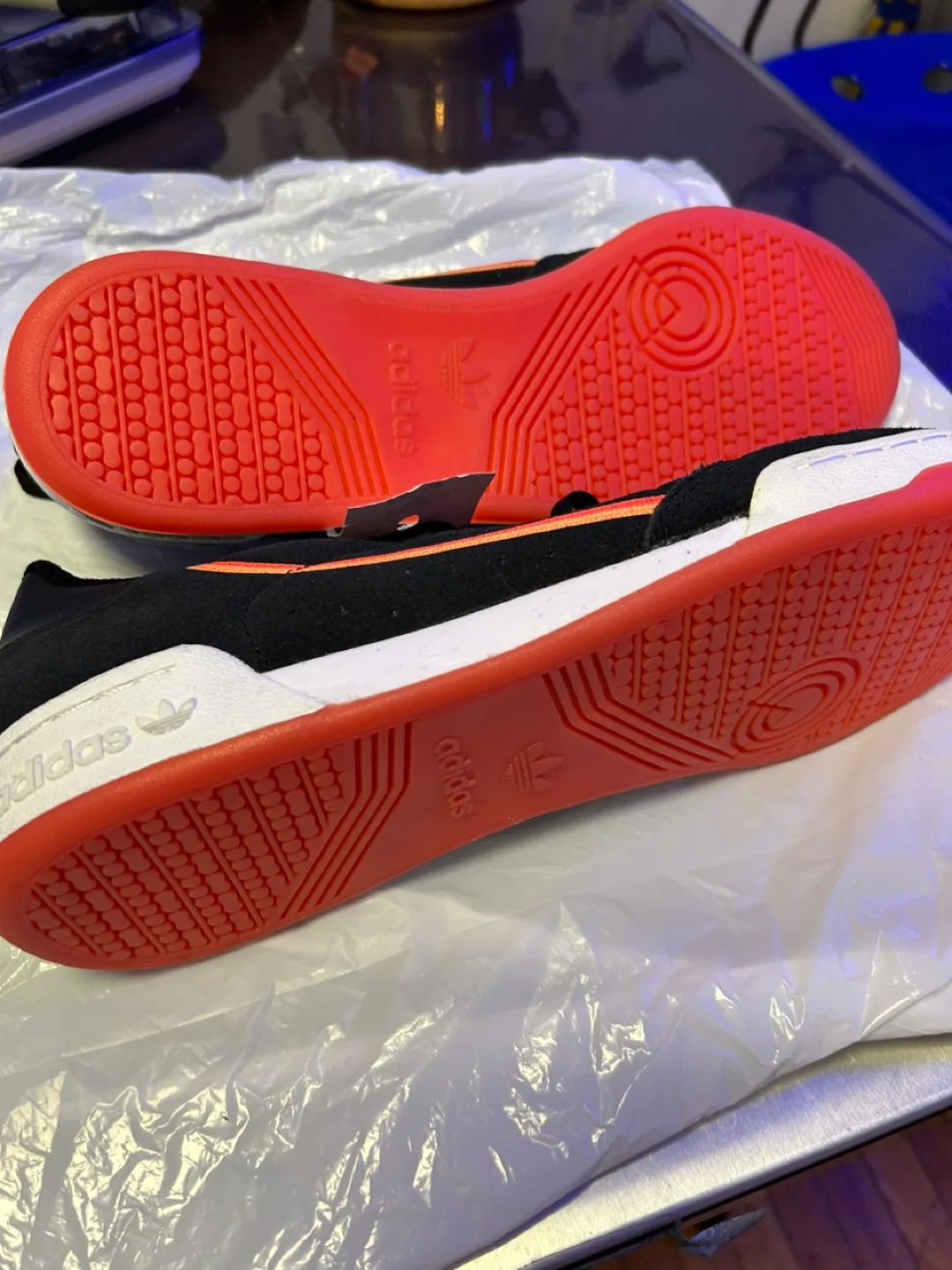$ 20  new Adidas Continental 80 Sneakers image indicator(8)