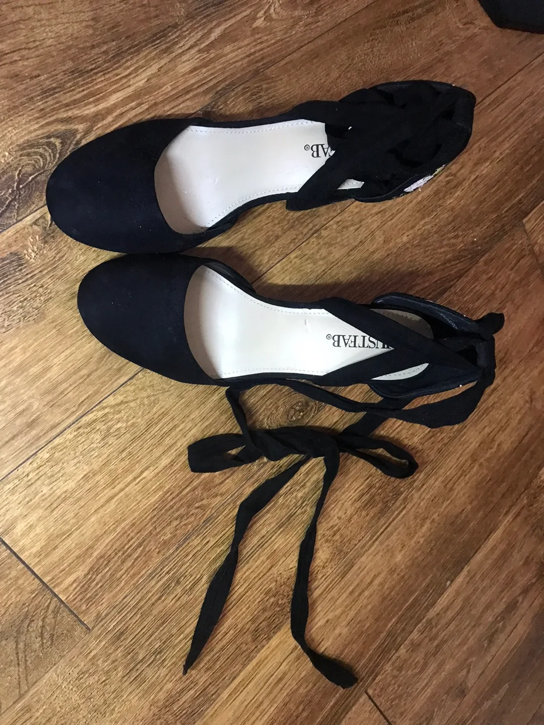 Black Suede Floral Embroidered Heels image indicator(2)