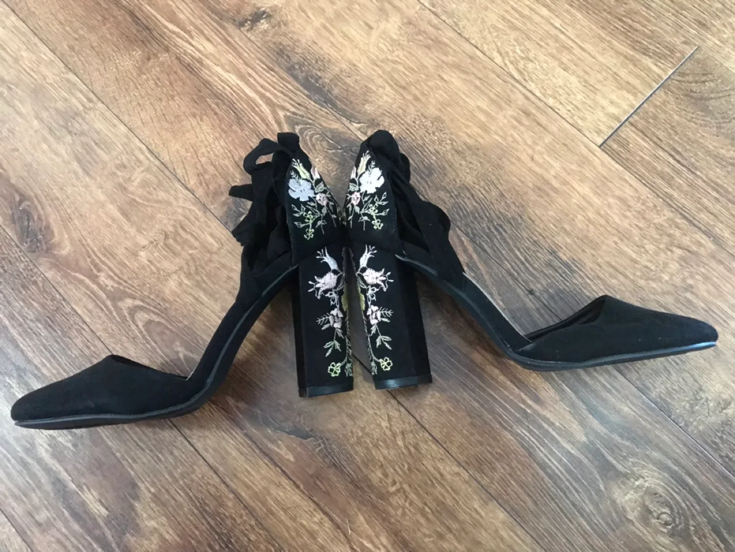 Black Suede Floral Embroidered Heels image indicator(9)