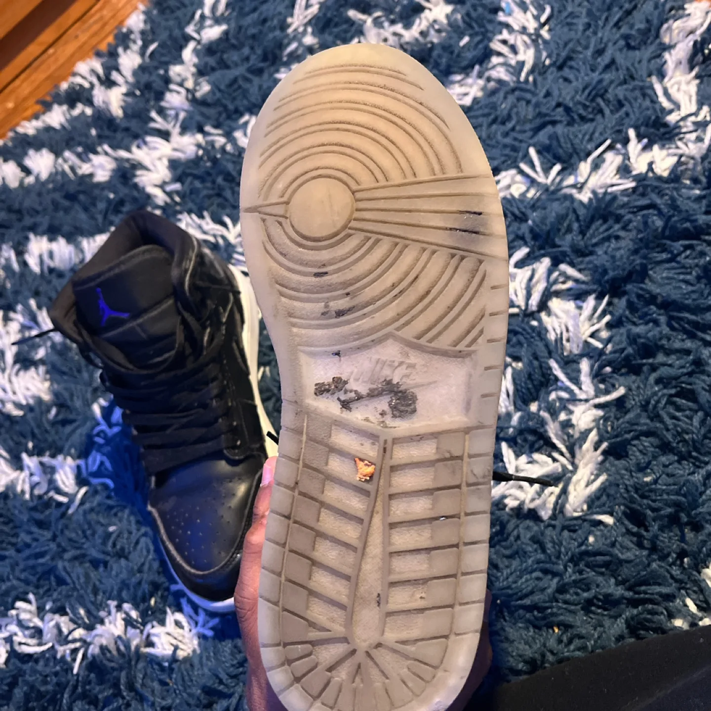 Air Jordan 1 Mid Space Jam image indicator(4)