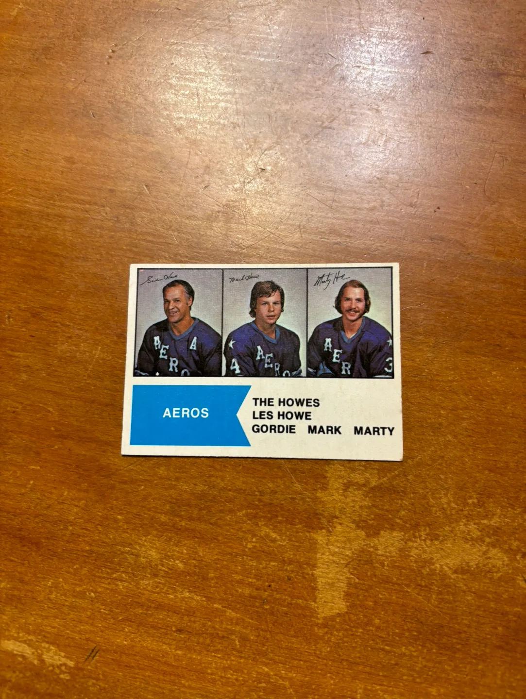 1974 O-PEE-CHEE HOUSTON AEROS Card #1 HOWES GORDIE, MARK & MARTY image indicator(2)