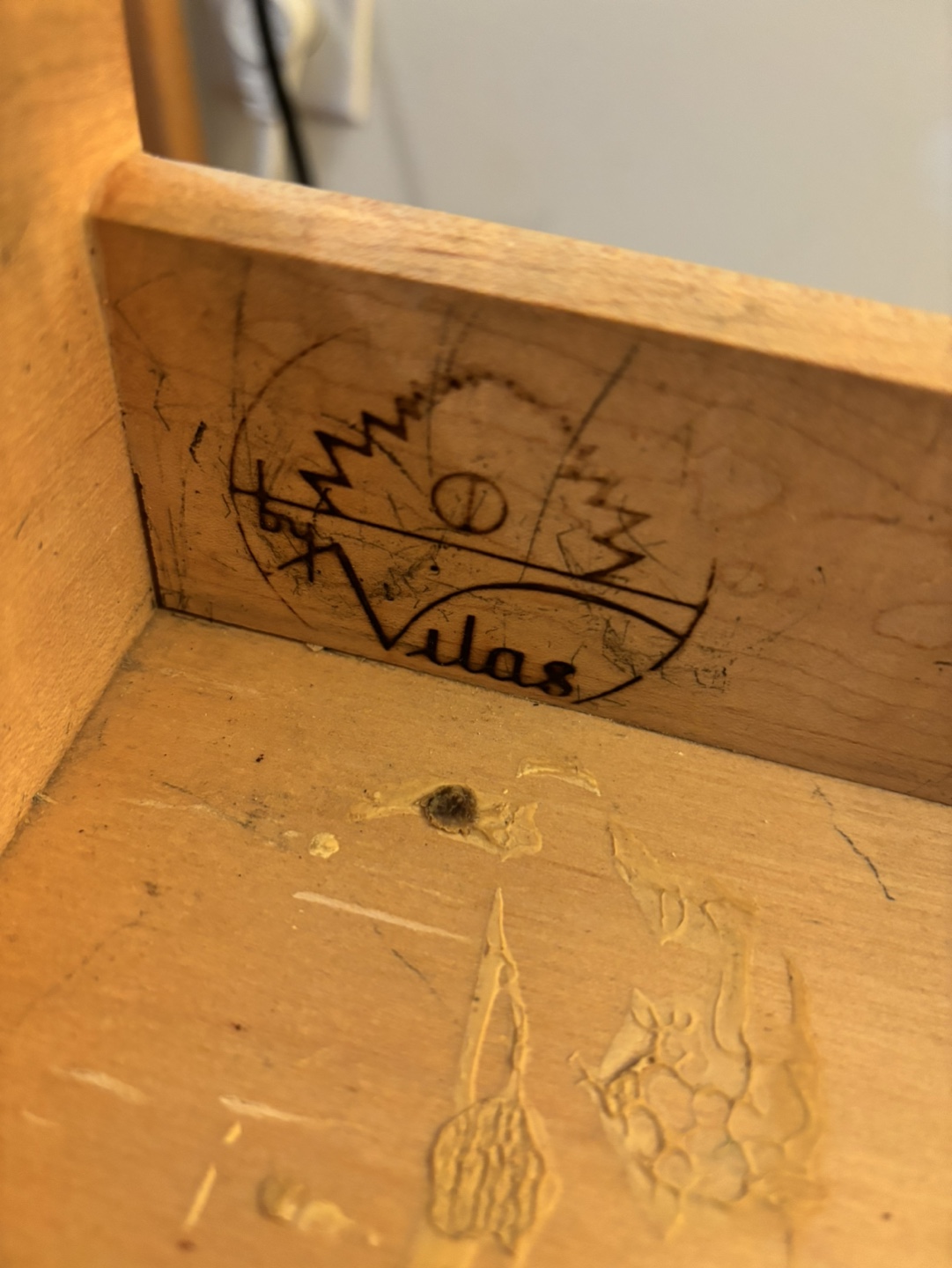 Vintage EndTable/nightstand with Drawer - photo 4