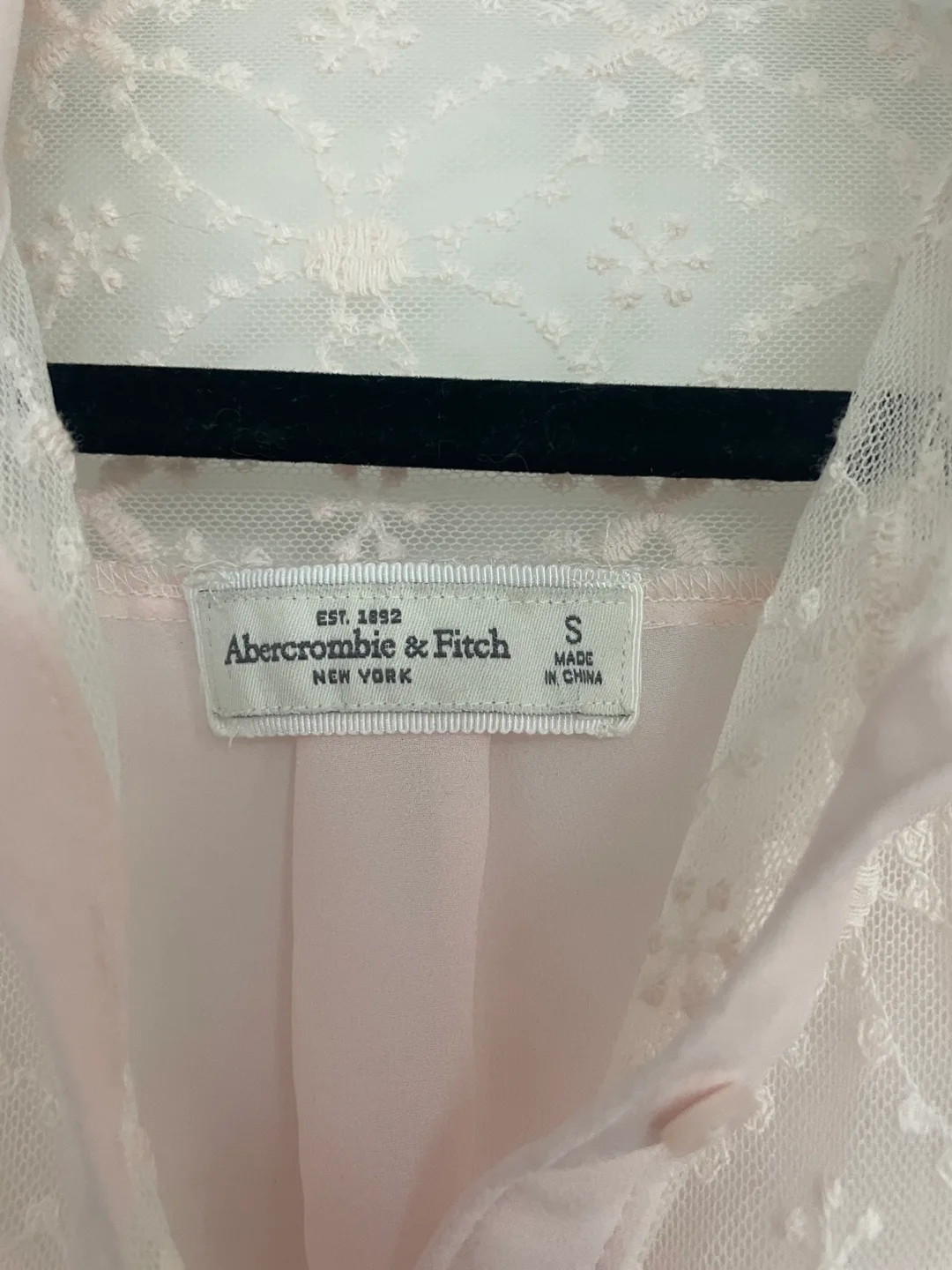 Abercrombie & Fitch Pink Blouse image indicator(2)