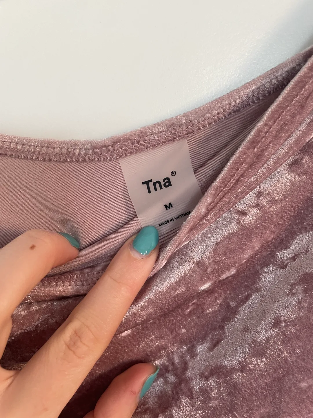 TNA Pink Velvet Crop Top and Shorts Set image indicator(4)