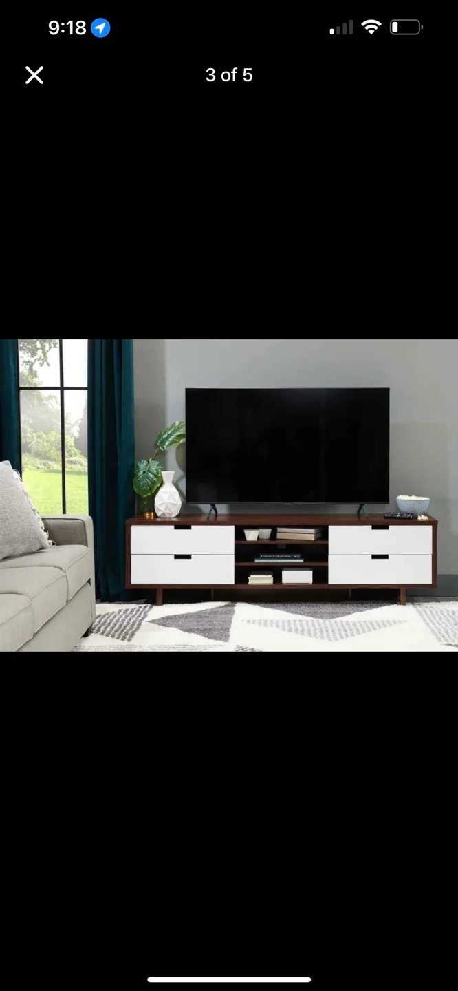 Lovrans 71" TV Stand image indicator(4)