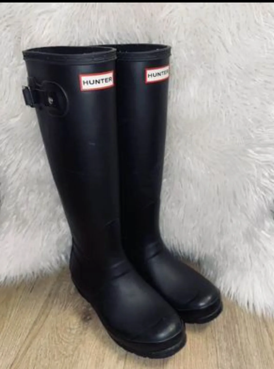 Hunter Rain Boots thumbnail