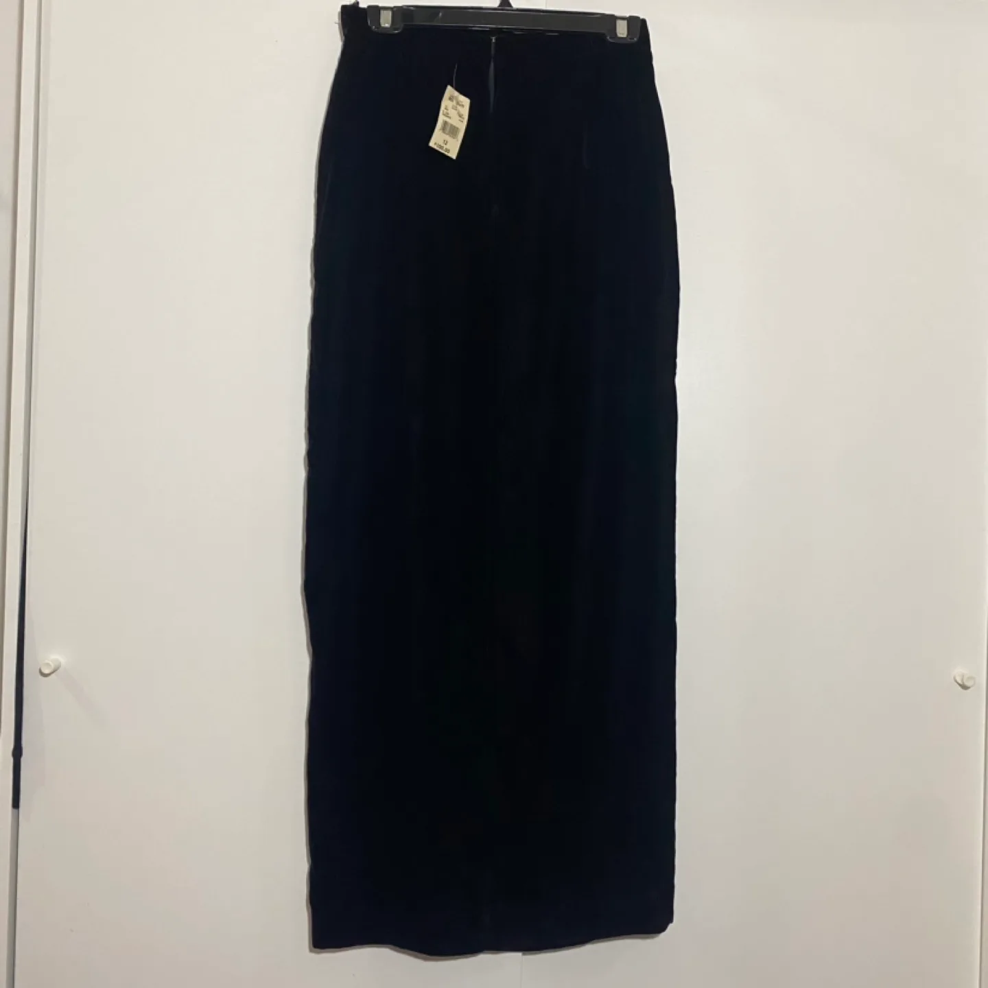 Black Velvet Skirt with Side Slit - Size 12 image indicator(4)
