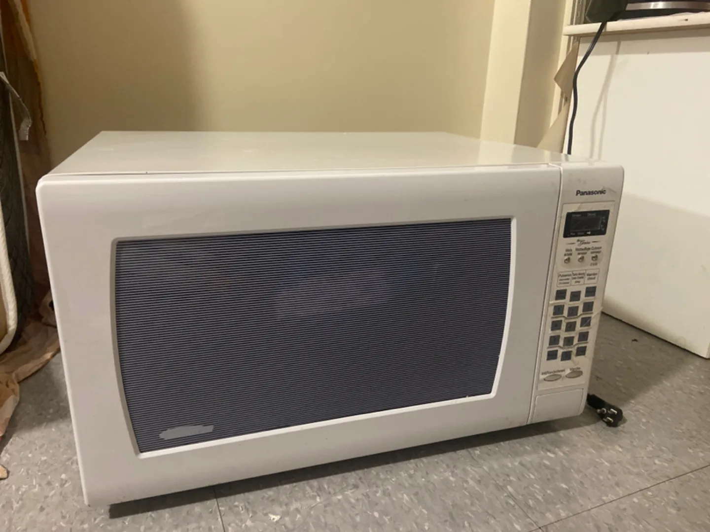 Panasonic Microwave thumbnail