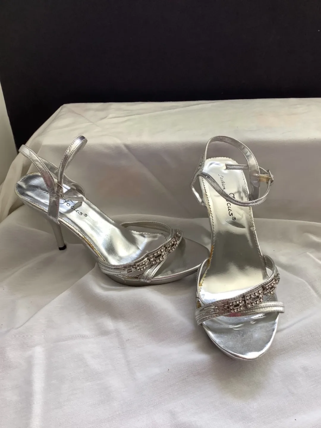 Women's High Heel Sandals - $5 Each image indicator(3)