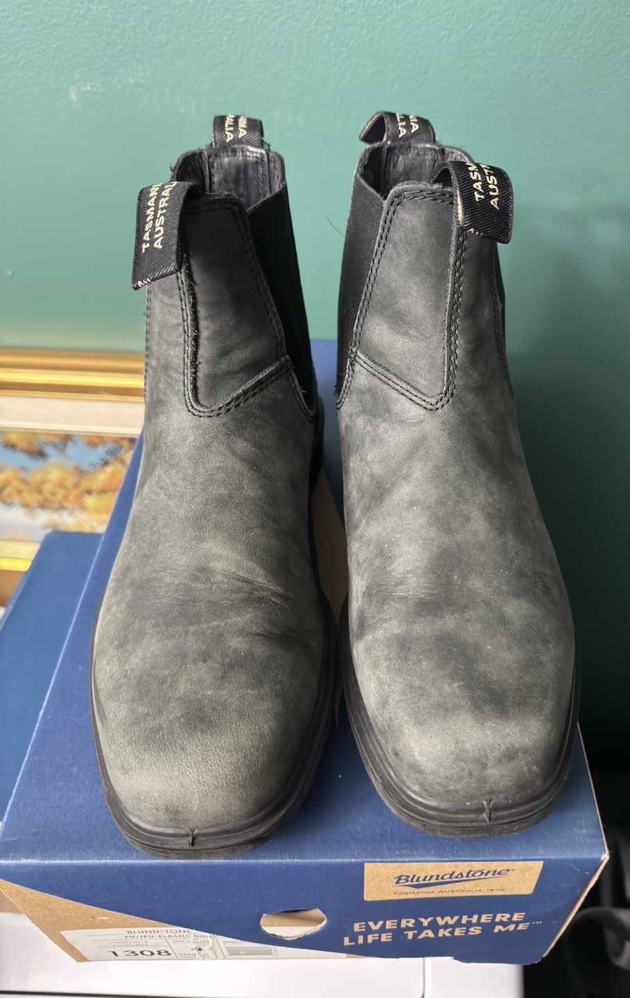 Blundstone 1308 Boots  Chisel toe - US womens 7/ Mens 5/ Aus 4 - photo 2