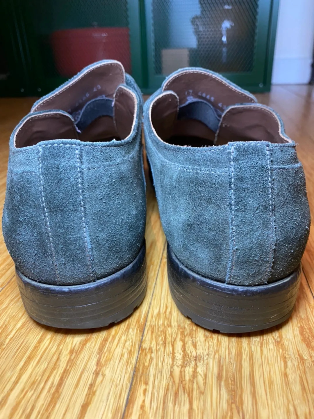 Men’s leather suede dark green leather shoes image indicator(5)