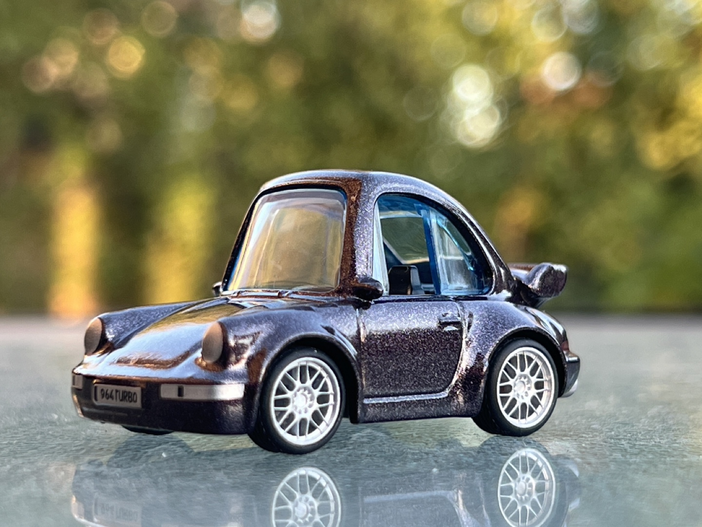 Hot Wheels Custom TOONED Porsche 911 (964) 3.6 Turbo