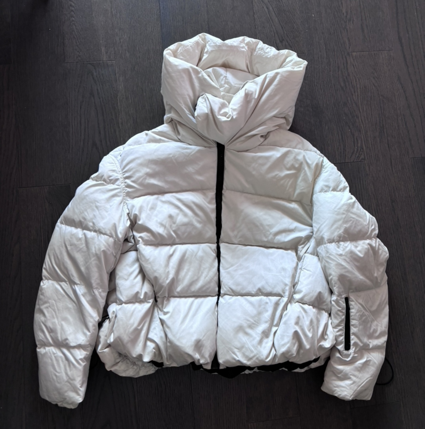 Short White Puffer Winter Jacket