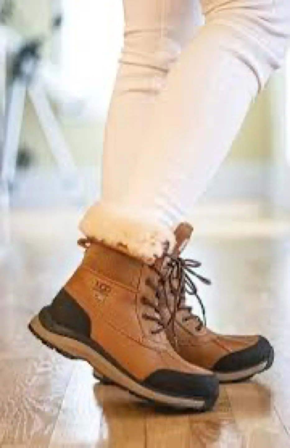 UGG Women's Adirondack III Short Winter Boot thumbnail