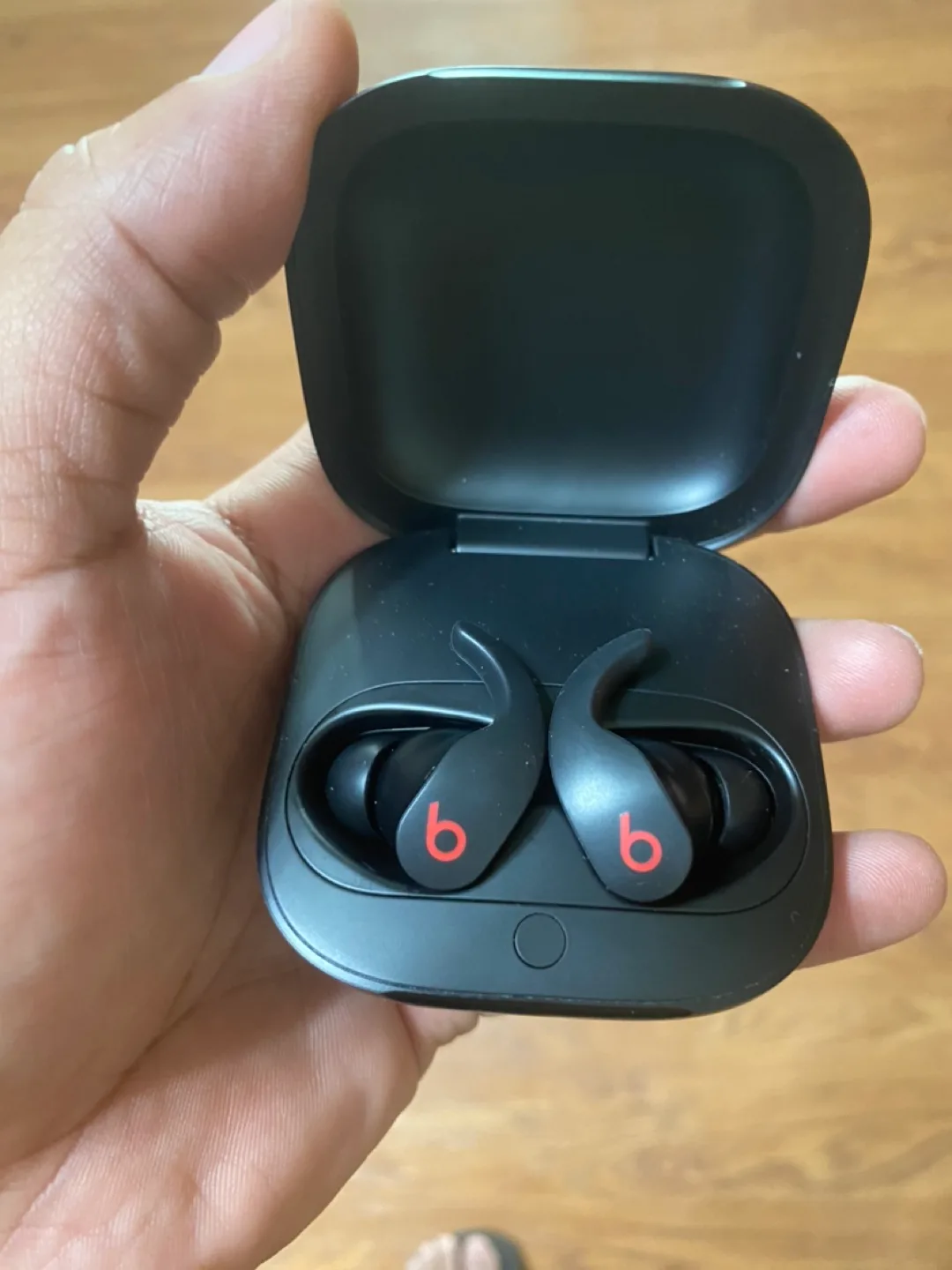 Beats Fit Pro Wireless Earbuds thumbnail