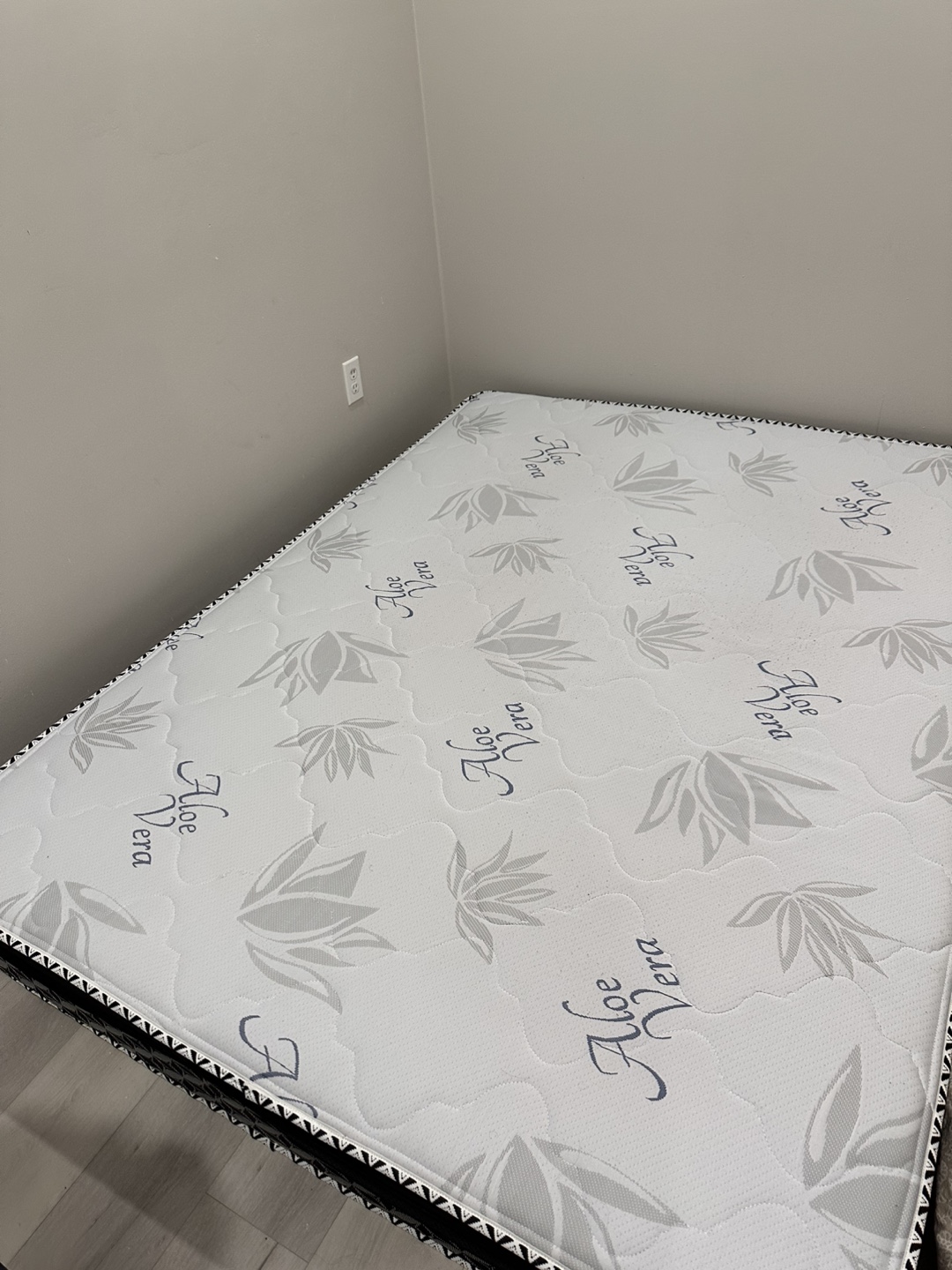 For Sale: 9.5” HD Eurotop Queen Mattress #freecycle - photo 2