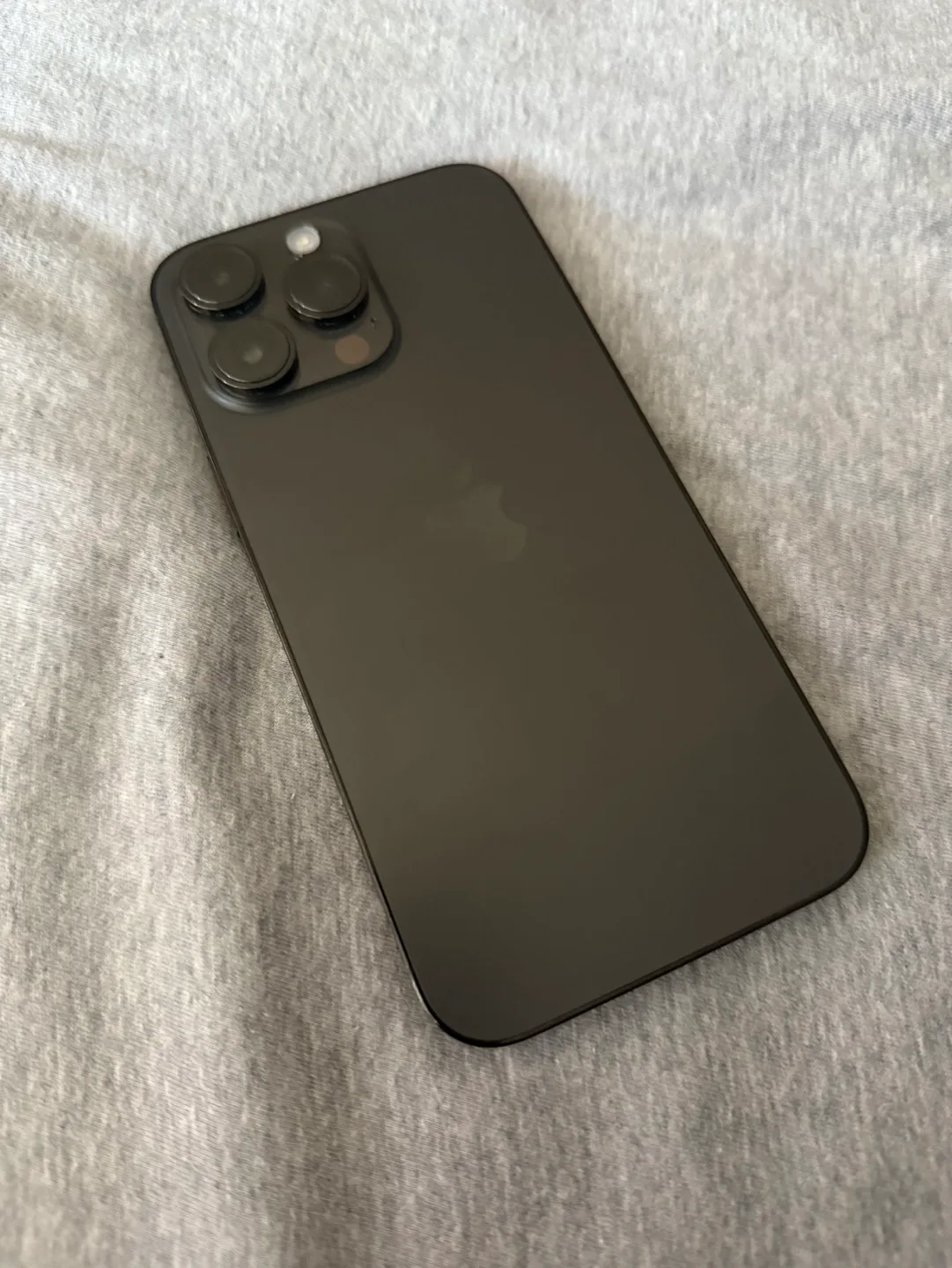 iPhone 14 pro max thumbnail