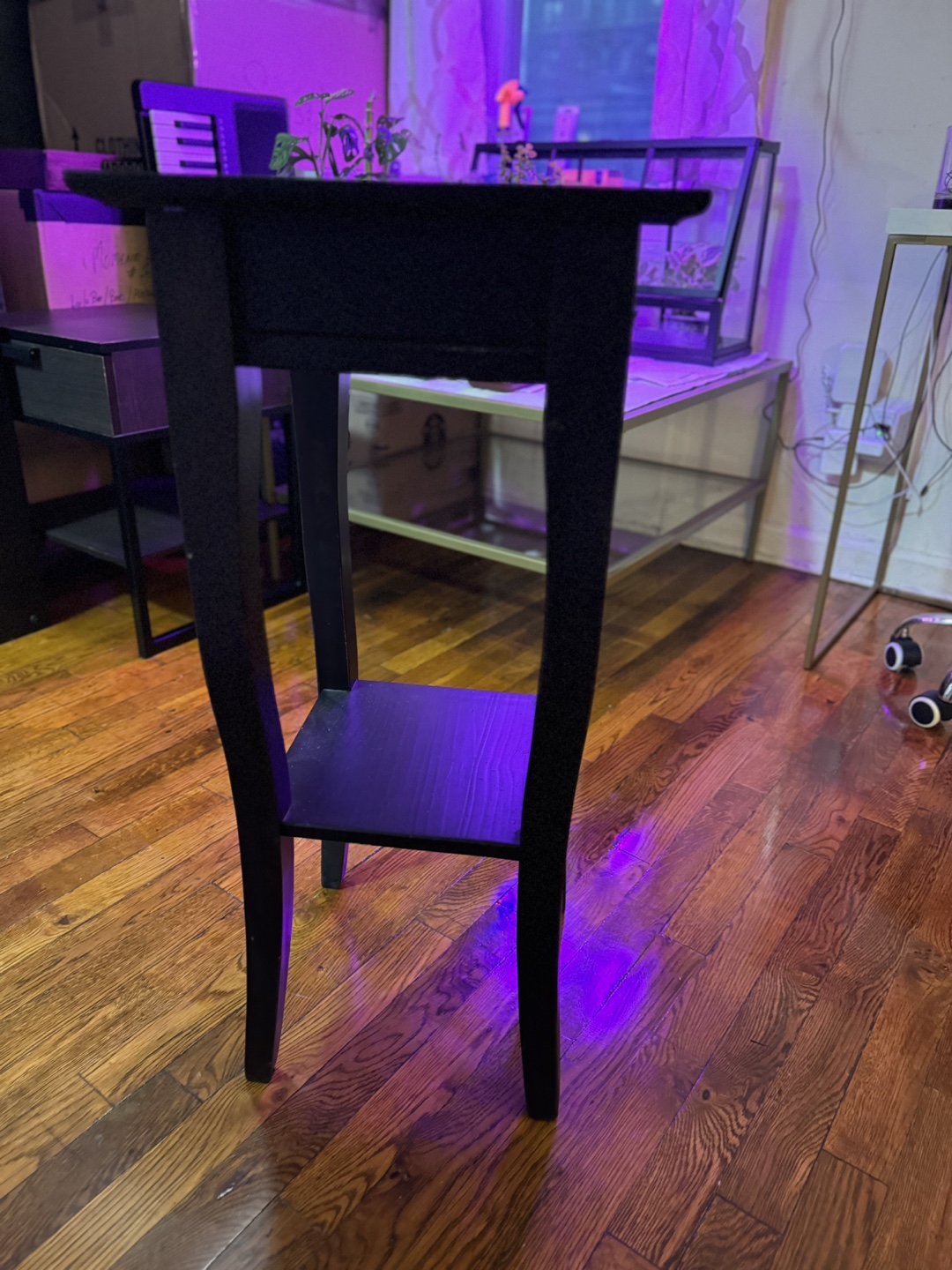 Black Stand - photo 4