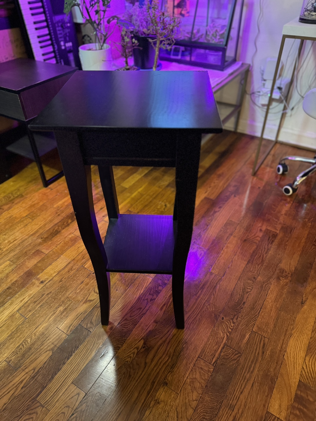 Black Stand - photo 3