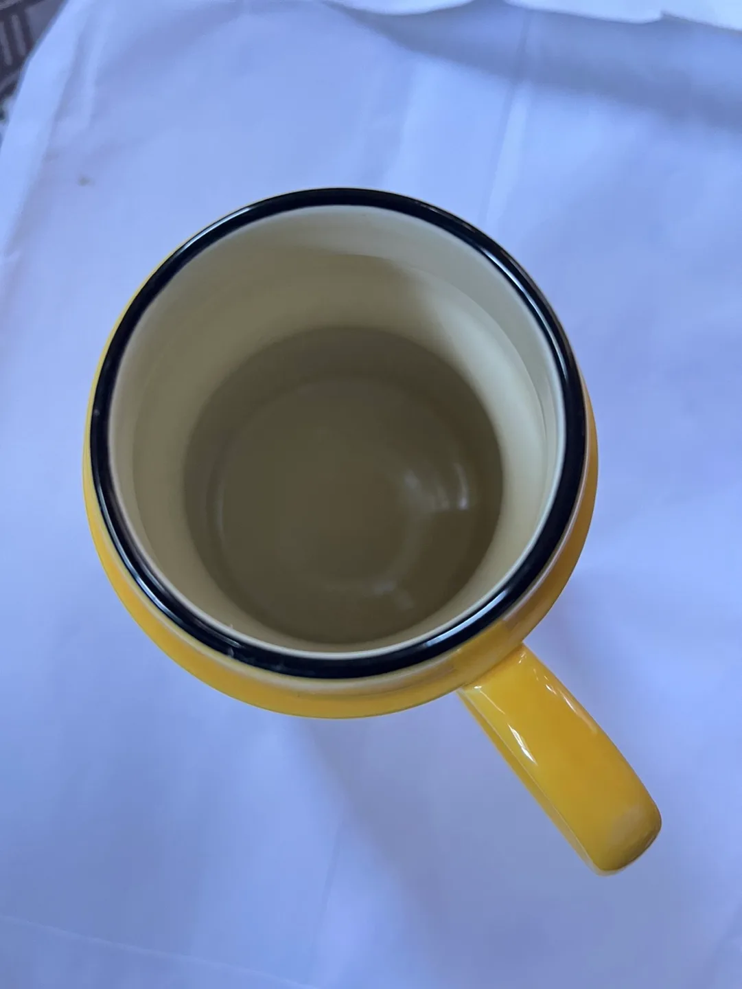 #freecycle Yellow Sweet 'n' Yummy Mug image indicator(5)