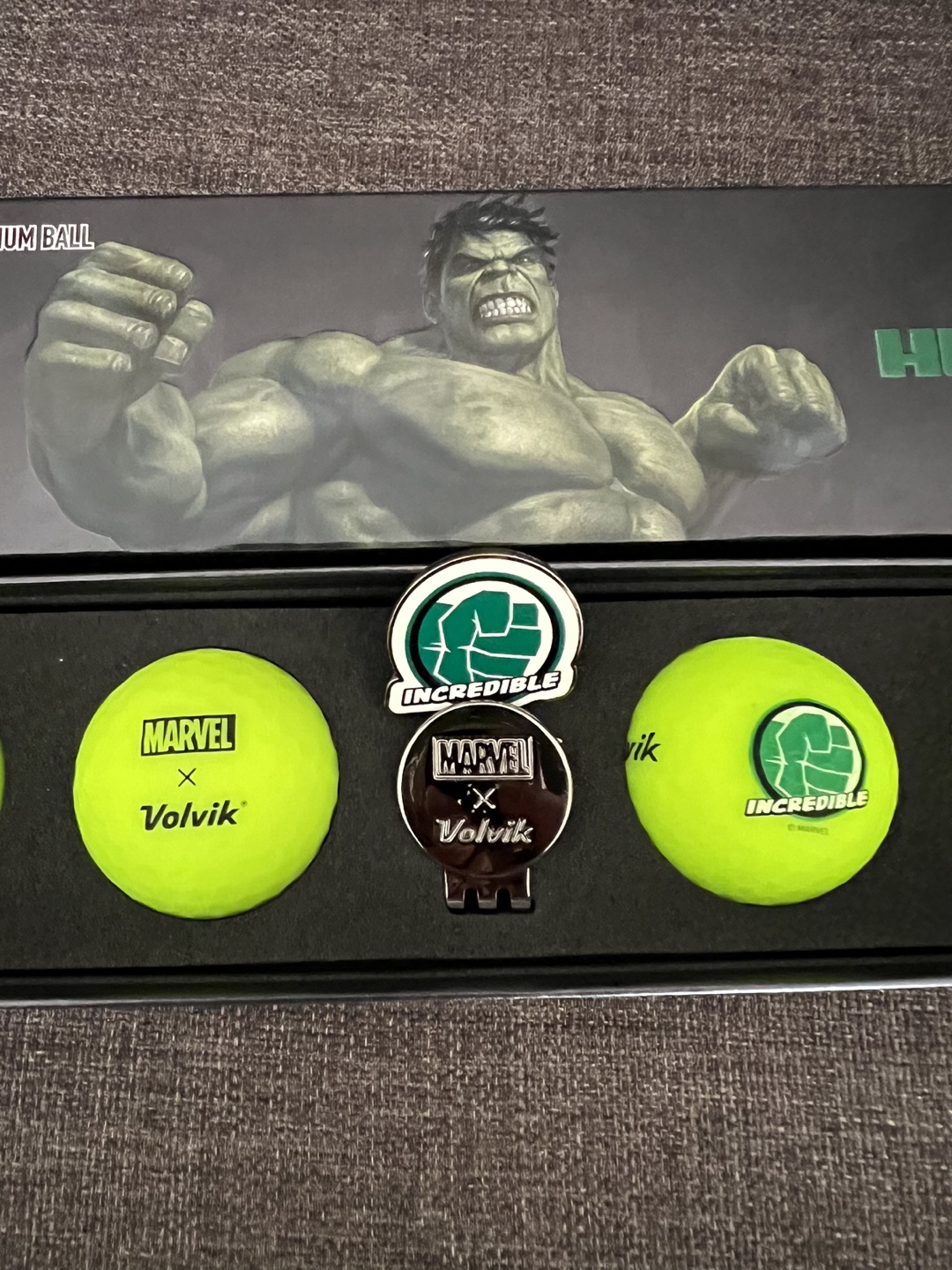Hulk Marvel x Volvik Golf Balls and golf marker set - photo 2