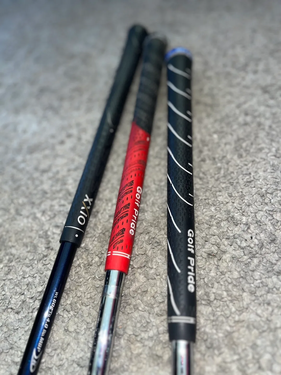 Left Handed Golf Irons and a Putter image indicator(4)