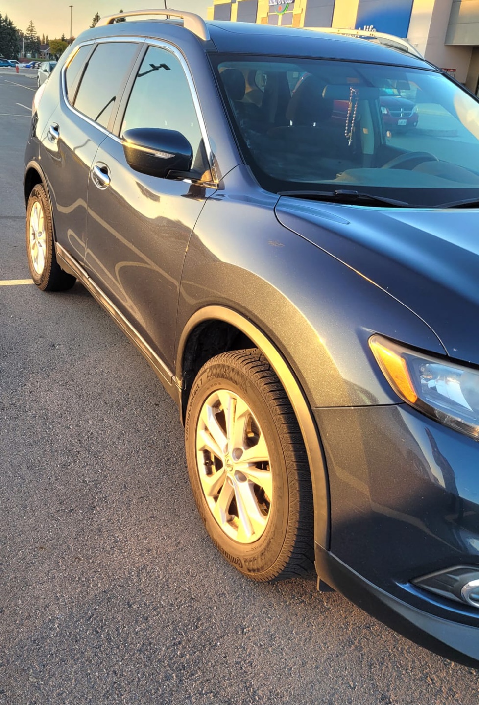 Used Nissan Rogue SV AWD 2015 - photo 4