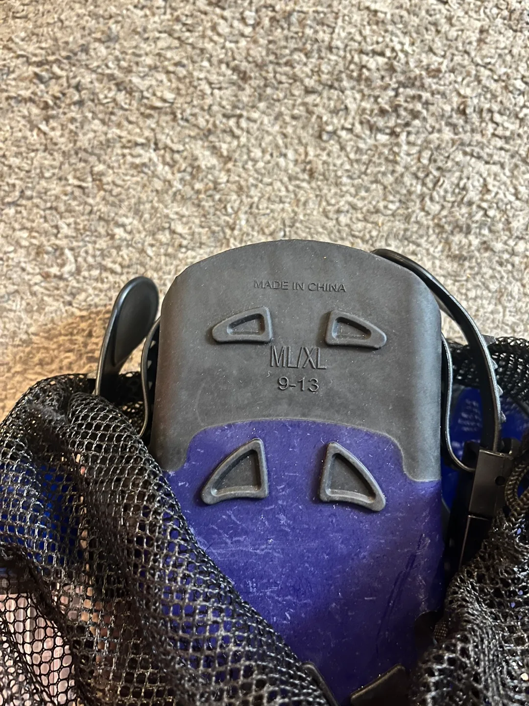 Two Sets of Snorkeling Gear image indicator(6)