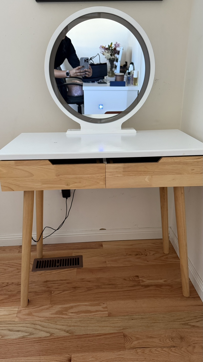 Vanity Table with Lighted Mirror
