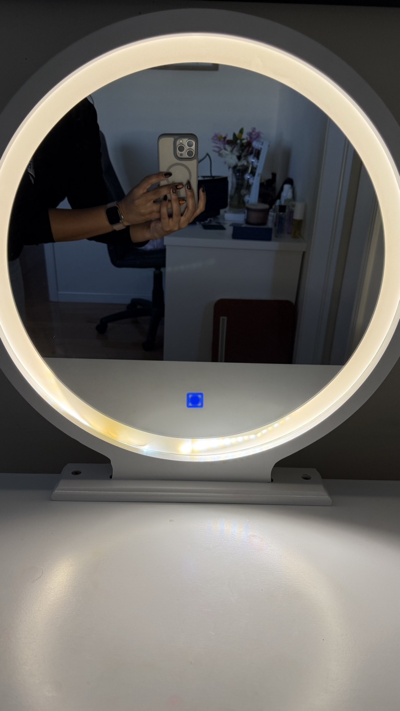 Vanity Table with Lighted Mirror - photo 2