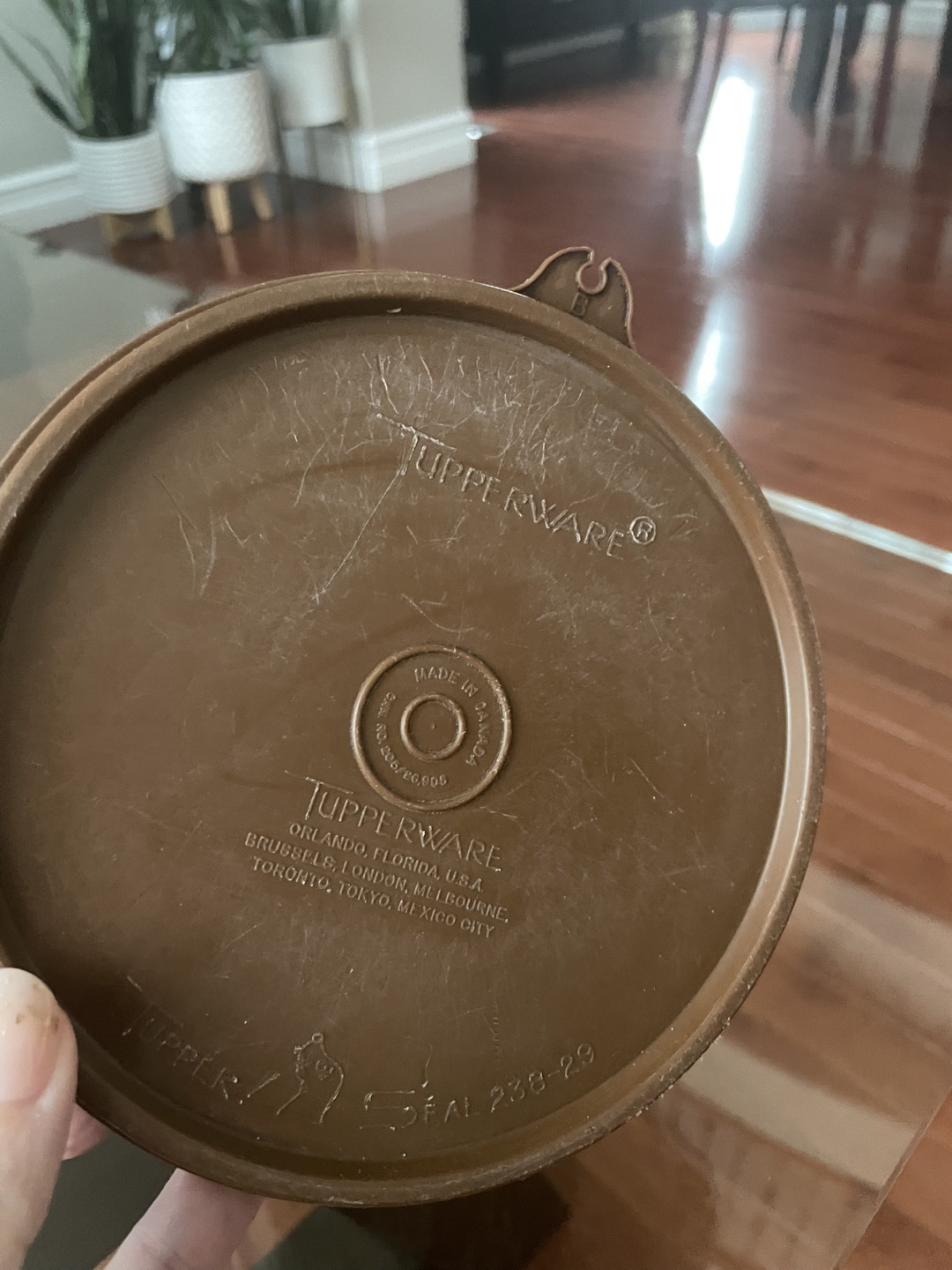 Vintage Tupperware Tea Container - photo 2