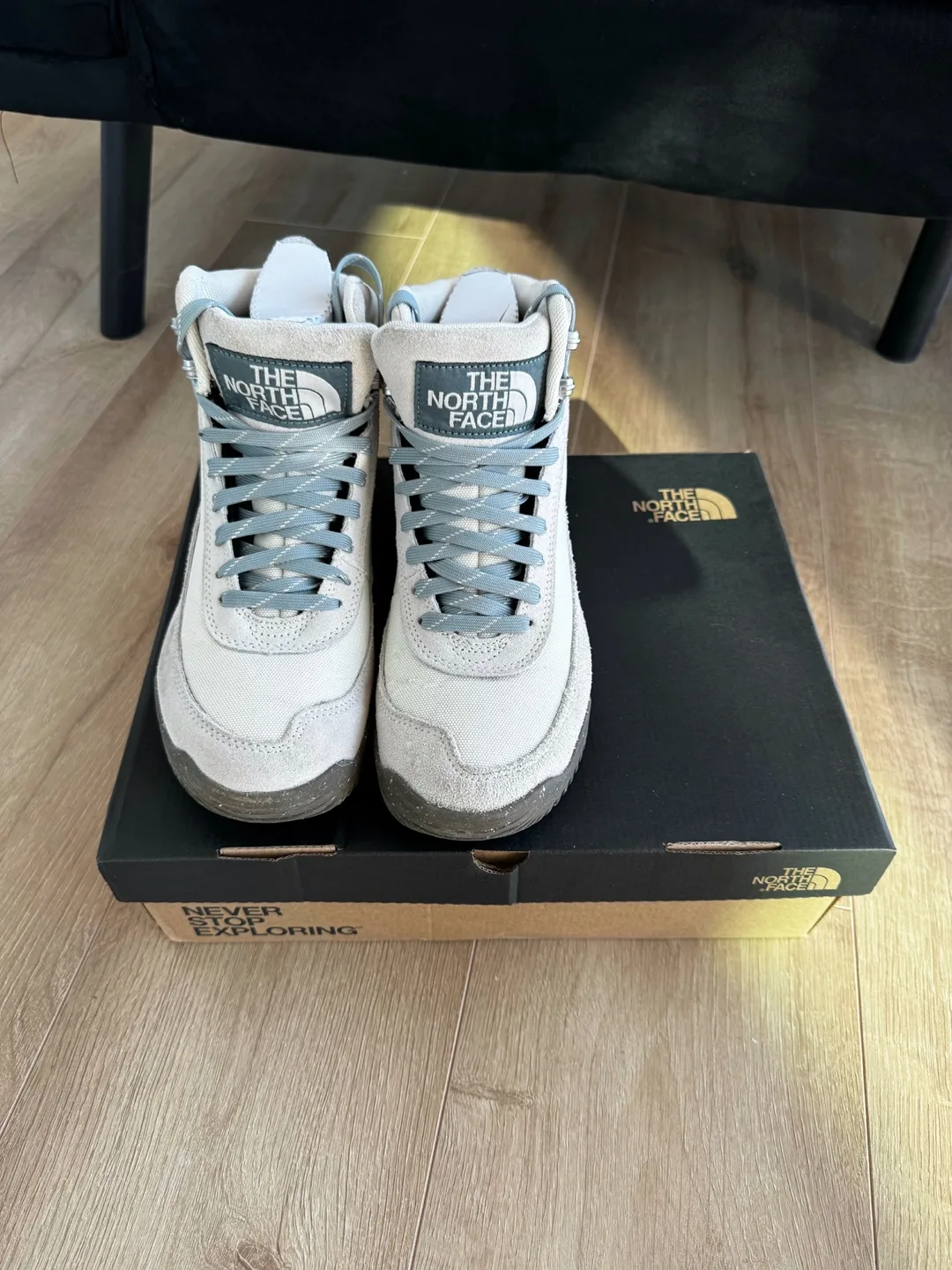 The North Face Snow Boots thumbnail